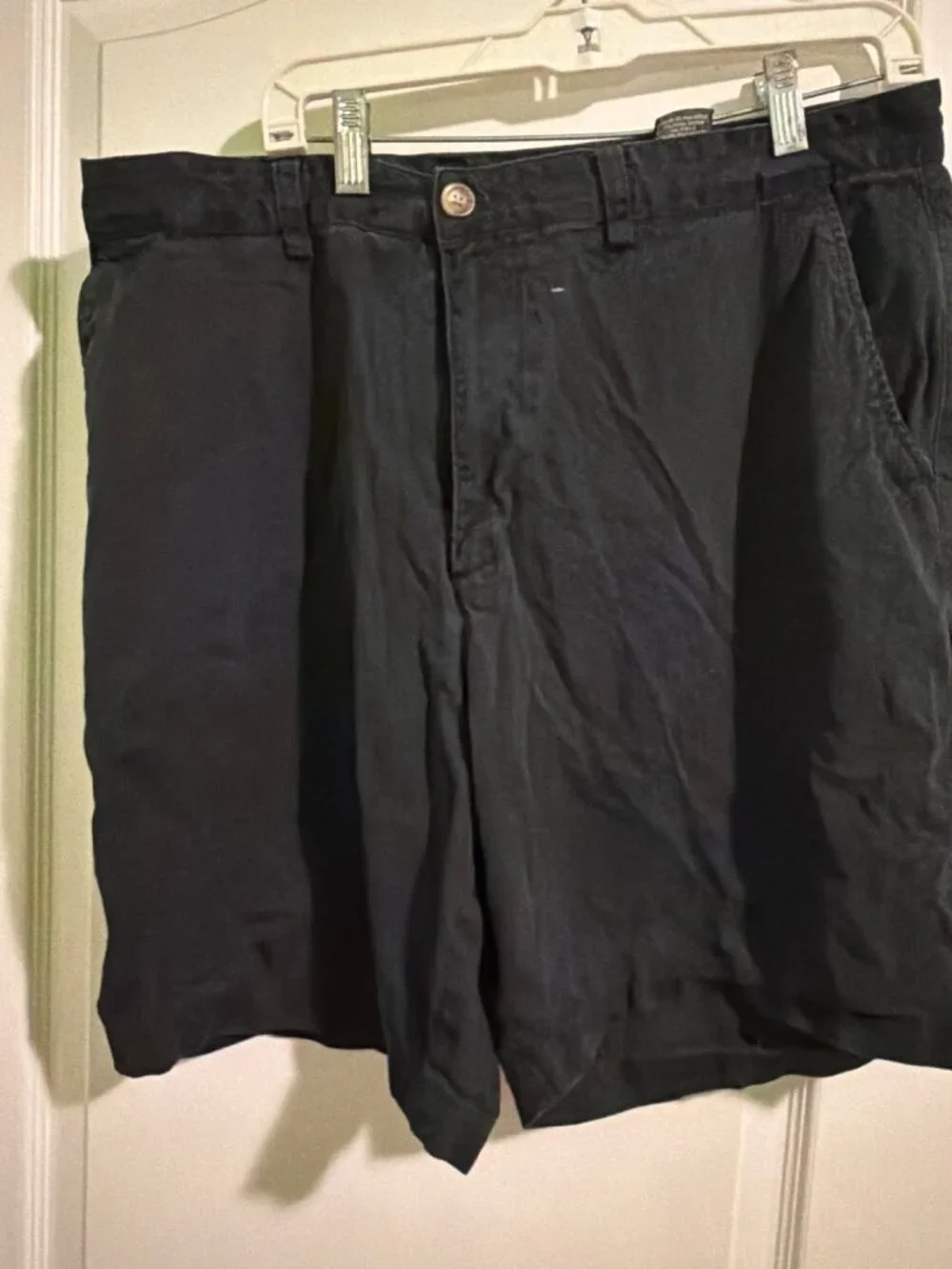 St. Johns Bay Mens Black Cotton Shorts Size 36 With Button Closure & Belt Loops